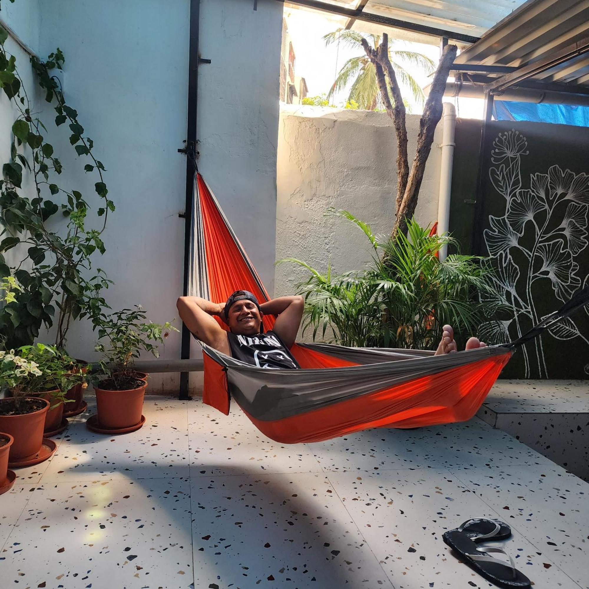 Hammock Hostels - Bandra Mumbai Bagian luar foto